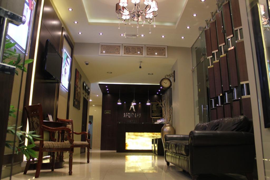 Africana Hotel Dubai Esterno foto